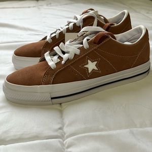 One star pro suede brown converse